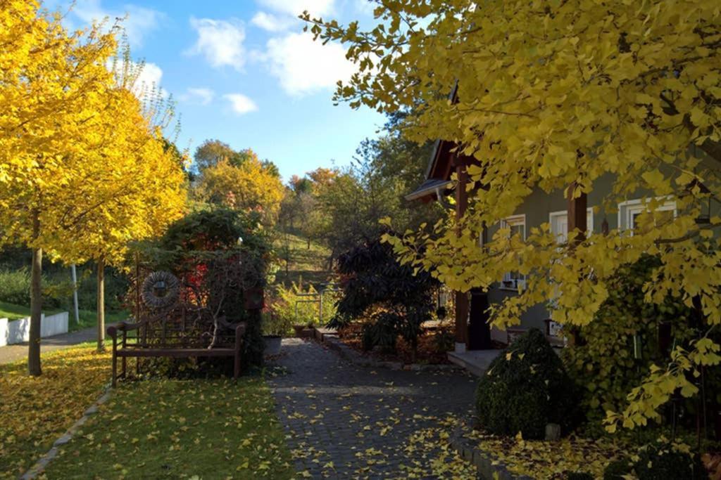 Entspannen Im Grunen, Ferienwohnung Mit Eigenem Garten Keilberg Zewnętrze zdjęcie